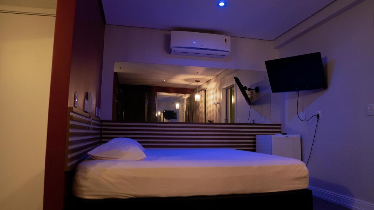 Bangalô Motel by Drops Santa Maria  Bagian luar foto